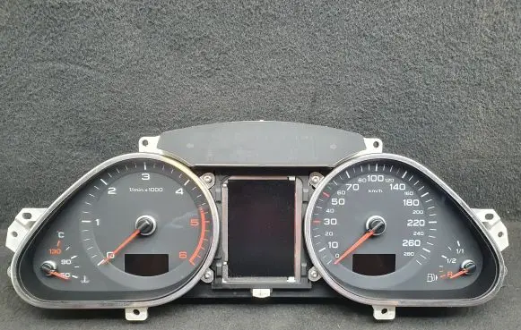 Audi Q7 4L Speedometer (instrument cluster) 4L0920900Q