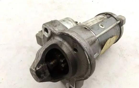 Ford Kuga II Starter motor AV6N-11000-GE