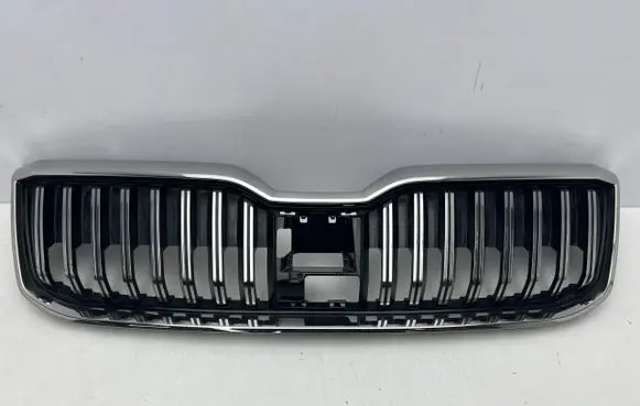 Skoda Superb B8 (3V) Front bumper upper radiator grill 3V0853653G
