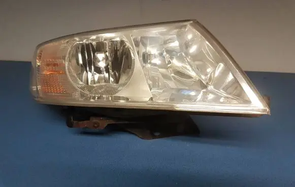 Skoda Octavia Mk2 (1Z) Headlight/headlamp 20A669