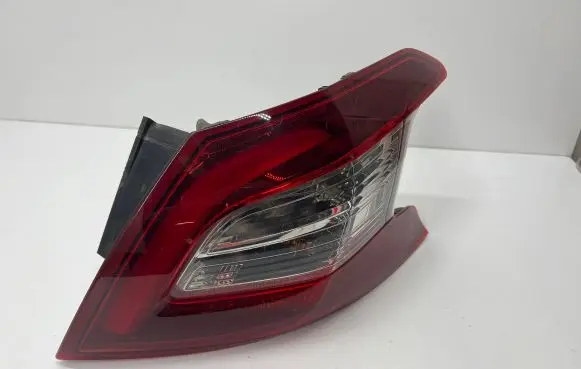 Peugeot 308 Rear/tail lights 9677817580