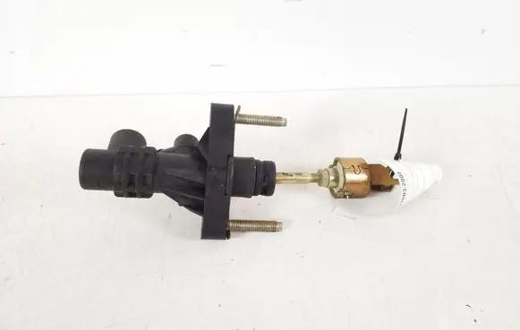 Toyota Avensis T250 Clutch master cylinder 31420-05030