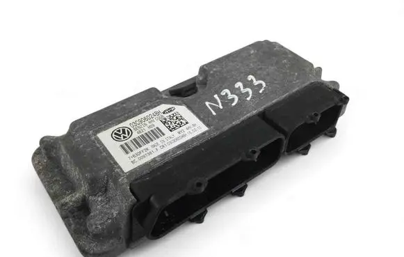 Volkswagen Polo V 6R Engine control unit/module ECU 03C906024BH