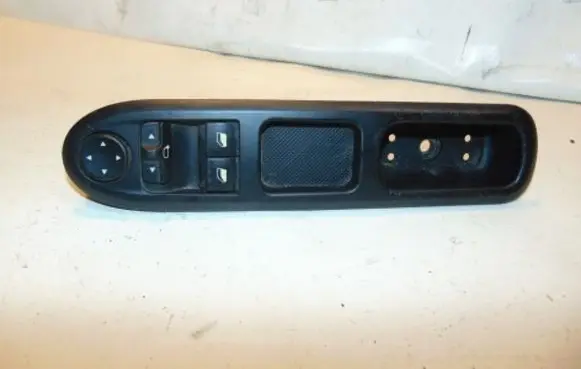 Peugeot 407 Electric window control switch 6554ES 96468705XT