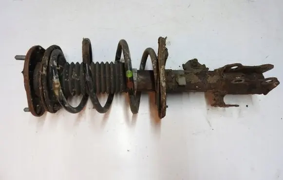 Toyota Auris 150 Rear shock absorber with coil spring 