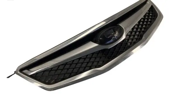 Subaru Legacy Front bumper upper radiator grill 91121AJ000 91201AJ010