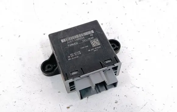 Ford Fusion II Door control unit/module JU5T14B534AB JU5T14C112BB