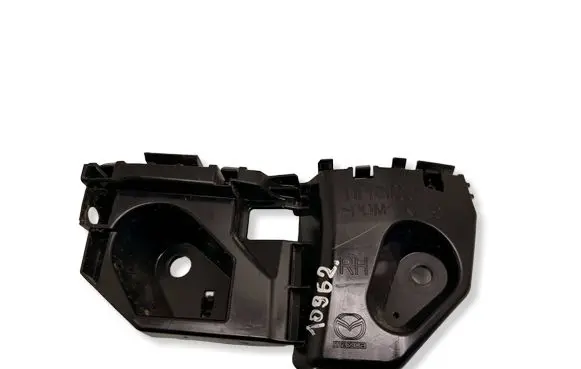 Mazda CX-30 Front bumper mounting bracket DFR5500T1