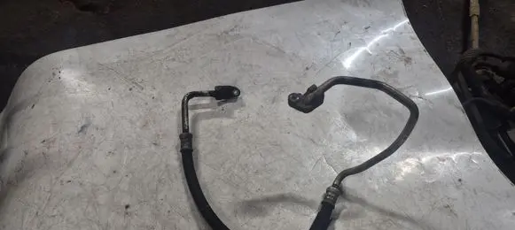 Toyota Avensis T250 Air conditioning (A/C) pipe/hose