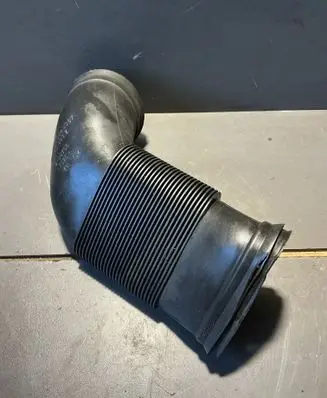 Mercedes-Benz S W220 Air intake duct part A6130940087 606756 963983