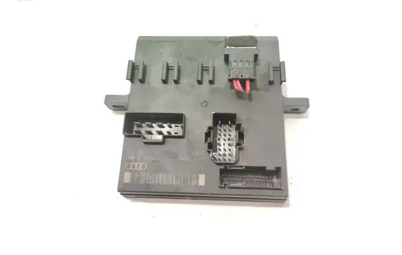 Audi A4 S4 B7 8E 8H Comfort/convenience module 8E0907279N