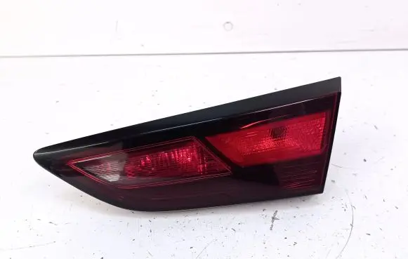 Opel Astra K Tailgate rear/tail lights 39032993 81388003