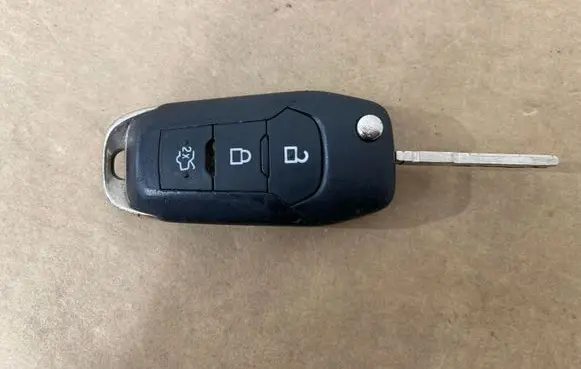 Ford Fiesta Ignition key/card H1BT15K601BA 01818102352
