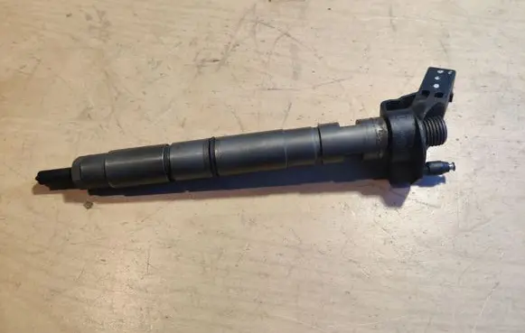Audi A6 S6 C6 4F Fuel injector 059130277AB 050408 0445115
