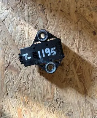 Mercedes-Benz CLS C218 X218 ESP acceleration yaw rate sensor 0265005735