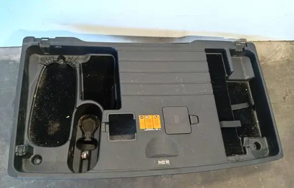 Opel Ampera Trunk bottom trim panel 22866862