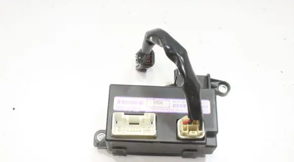 Lexus RX 330 - 350 - 400H Other devices 8922748020