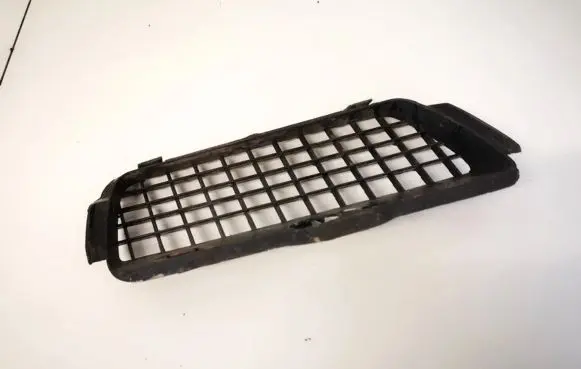 Volkswagen Golf III Front bumper lower grill 1h6853665 1h6853665a