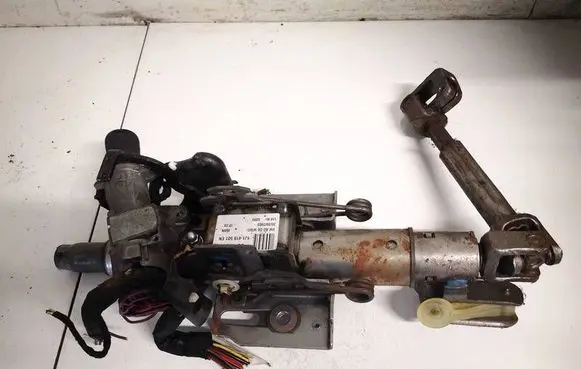 Volkswagen Bora Steering wheel axle 1j1419501en