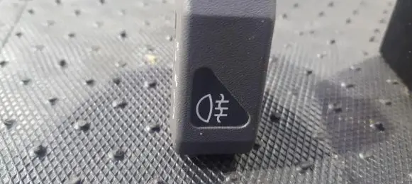 Fog light switch
