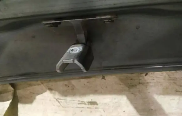 BMW X5 E70 Tailgate/trunk/boot hinge