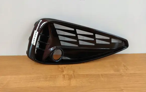 Hyundai i30 Front fog light trim/grill 86564G4510