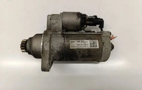 Volkswagen PASSAT B8 Starter motor 02M911024S
