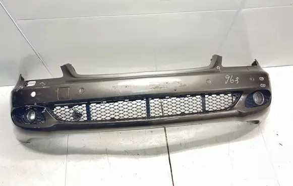 Mercedes-Benz CLS C219 Front bumper A2198800170