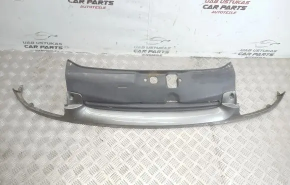 Renault Clio II Front bumper upper radiator grill