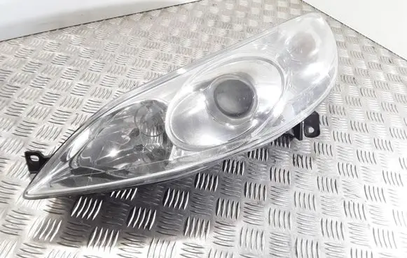 Peugeot 407 Headlight/headlamp