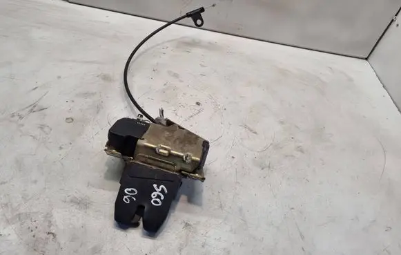 Volvo V50 Tailgate/trunk/boot lock/catch/latch 8679694 7890CZ