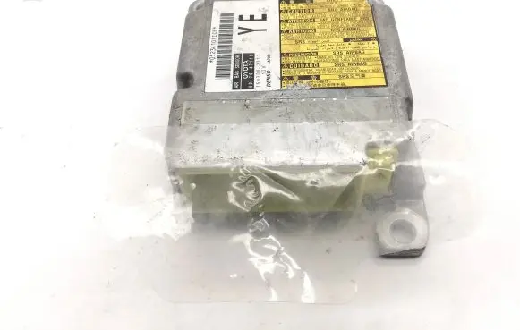 Toyota Prius (XW30) Airbag control unit/module 8917047110