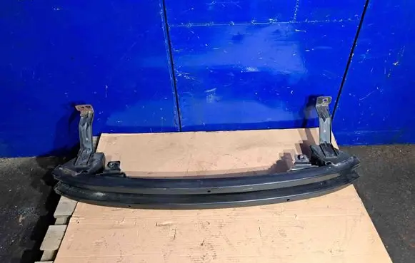 Chevrolet Tahoe Front bumper cross member 5305625 5092512
