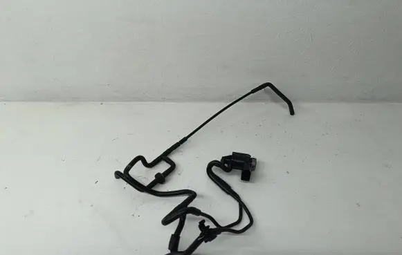 Volkswagen Tiguan Turbo solenoid valve 1K0906283A