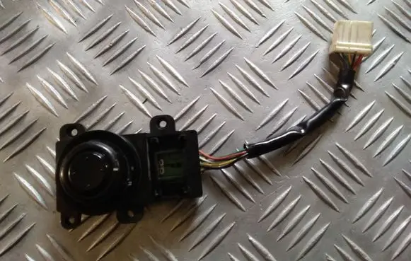 SsangYong Rodius Wing mirror switch 8530021000