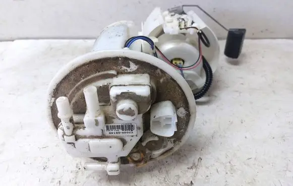 Toyota Avensis T270 In-tank fuel pump 7702005140