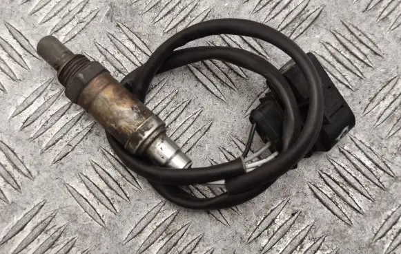 Audi A4 S4 B5 8D Lambda probe sensor 0258003735 037906265AB