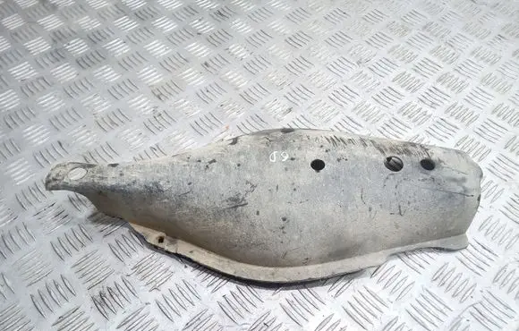 Mercedes-Benz C W203 Rear underbody cover/under tray 2033520088