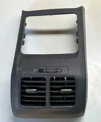 Volkswagen Golf V Dash center air vent grill 1K0819203A