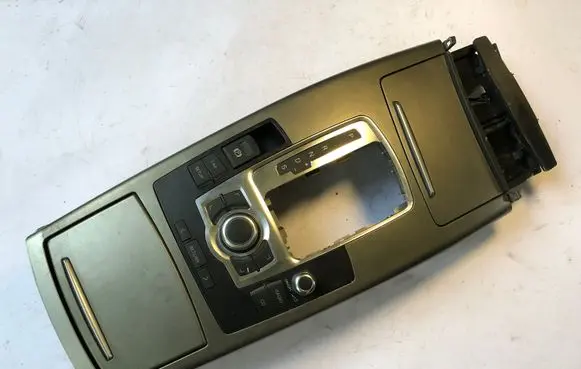 Audi A6 S6 C6 4F Center console 4F1864261 4F1857951C 4F1862533C