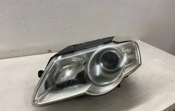 Volkswagen PASSAT B6 Headlight/headlamp 3C0941005AB 89316390