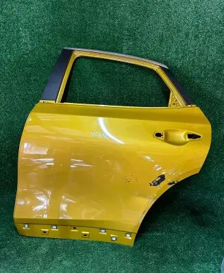 KIA Xceed Rear door