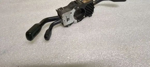Audi A4 S4 B5 8D Wiper turn signal indicator stalk/switch 4D0953513