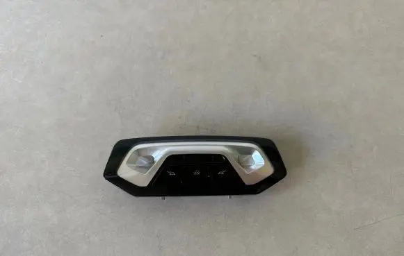 BMW 4 G22 G23 G24 G26 Rear seat light 7910813