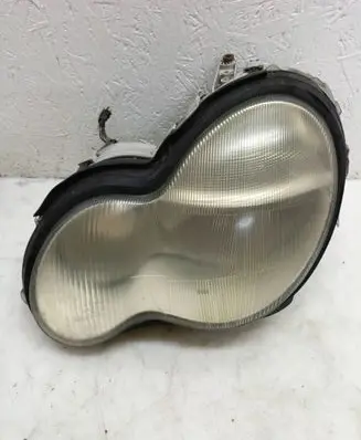 Mercedes-Benz C W203 Headlight/headlamp 1305235456 LE98A646 A2038200161