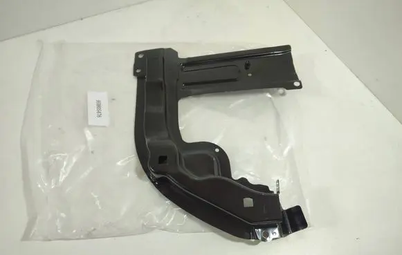 Porsche Macan (95B) Headlight/headlamp mounting bracket 95B805476