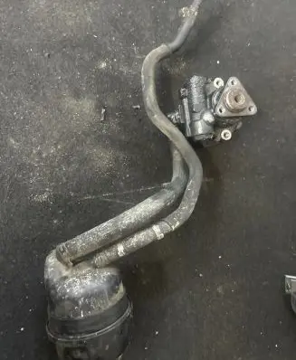 Audi A6 S6 C6 4F Power steering pump