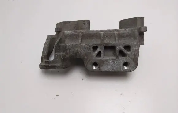 Ford C-MAX II Engine mounting bracket 3M516030