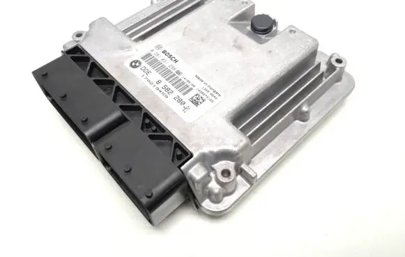 BMW 1 F20 F21 Engine control unit/module 8582280 0281031298