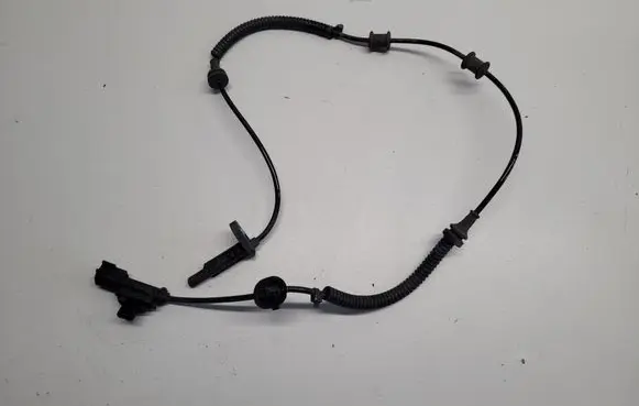 Jeep Grand Cherokee WL ABS brake wheel speed sensor 68347147AD